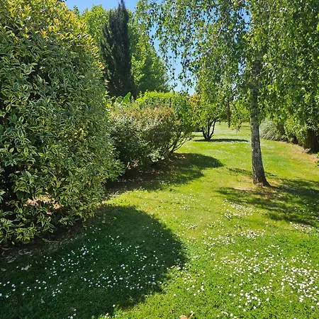 Le Domaine Des Peupliers Bed & Breakfast